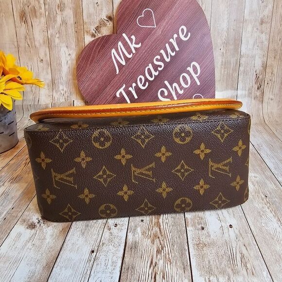 Louis Vuitton Looping MM - Picture 13 of 13